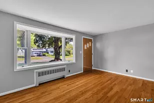 4 Fair St, Enfield, CT 06082 - Photo 14