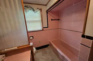 28 Daggett St, Plainfield, CT 06354 - Photo 24