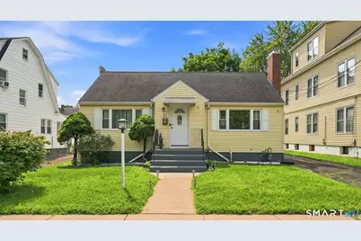 21 Cromwell Street, Hartford, CT 06114 - Photo 2