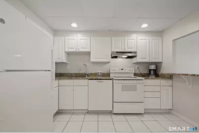 779 Prospect Avenue #C8, West Hartford, CT 06117 - Photo 8