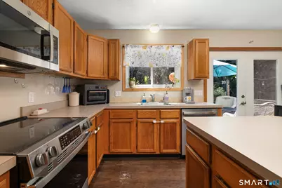 32 Deanna Drive, Griswold, CT 06351 - Photo 6