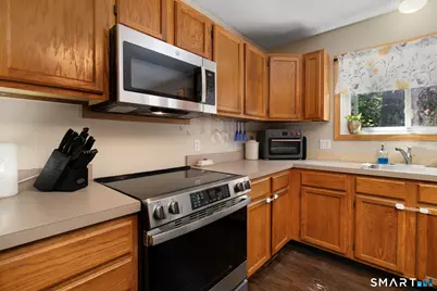 32 Deanna Drive, Griswold, CT 06351 - Photo 4