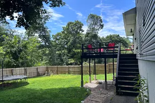 264 Pearl Lake Rd, Waterbury, CT 06706 - Photo 18