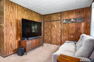 7 Weymouth Dr, Enfield, CT 06082 - Photo 8
