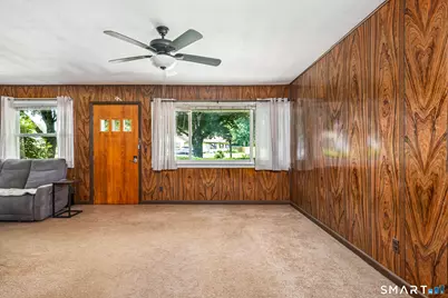 7 Weymouth Drive, Enfield, CT 06082 - Photo 10