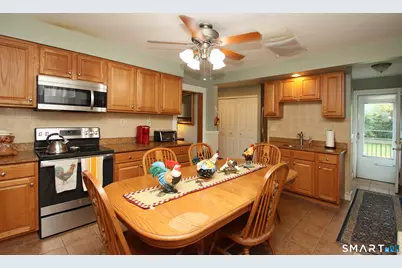 1125 Lindley Street, Bridgeport, CT 06606 - Photo 12