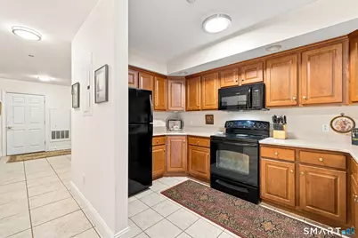 606 Congdon Street West #6, Middletown, CT 06457 - Photo 8