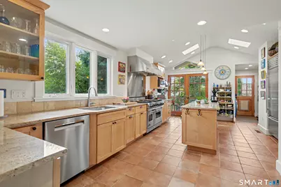 44 Taylor Place, Branford, CT 06405 - Photo 26