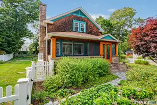 44 Taylor Pl, Branford, CT 06405 - Photo 6