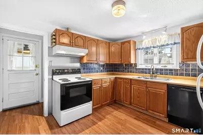 30 Yale Street, West Hartford, CT 06110 - Photo 22