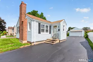 30 Yale St, West Hartford, CT 06110 - Photo 2