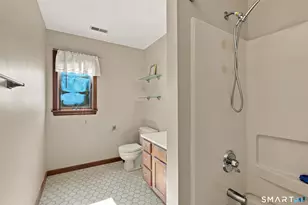 51 Dove Ct, Windsor Locks, CT 06096 - Photo 14