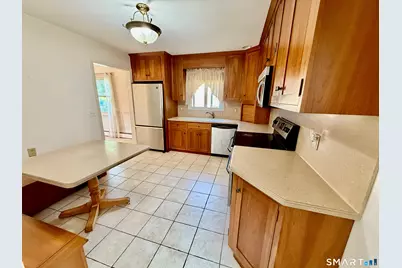 40 Old Colony Drive, Waterbury, CT 06708 - Photo 8