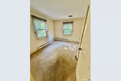 40 Old Colony Drive, Waterbury, CT 06708 - Photo 14