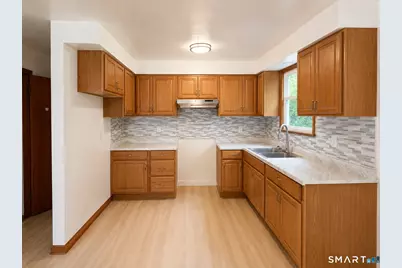 98 Hartley Drive, Waterbury, CT 06705 - Photo 6