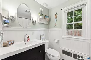 103 Bolton St, Manchester, CT 06042 - Photo 26