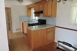 796 Avery St, South Windsor, CT 06074 - Photo 4