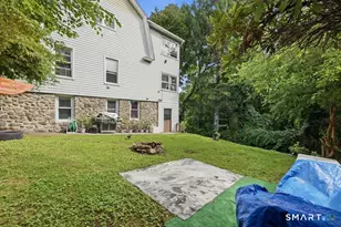 33 Vista Pl, Waterbury, CT 06708 - Photo 4