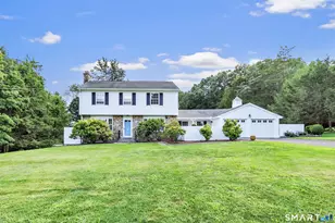 27 Brittany Ave, Trumbull, CT 06611 - Photo 2
