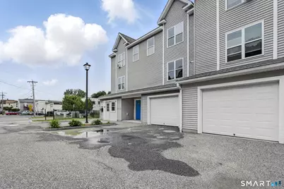 62 Chestnut St Extension #22, Danbury, CT 06810 - Photo 4
