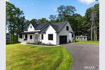 4 Newberry Street, Haddam, CT 06441 - Photo 2
