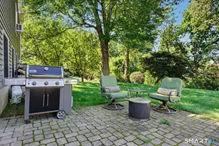 365 Adley Rd, Fairfield, CT 06825 - Photo 30