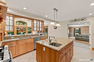 570 Burr St, Fairfield, CT 06824 - Photo 20