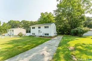57 Nantucket Dr, Groton, CT 06355 - Photo 2