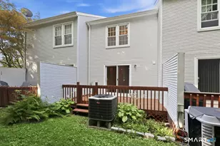 380 Hitchcock Rd, Waterbury, CT 06705 - Photo 26