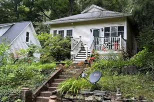 16 Pleasant Valley Rd, Clinton, CT 06413 - Photo 1