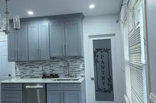 101 Branford St, Hartford, CT 06112 - Photo 6
