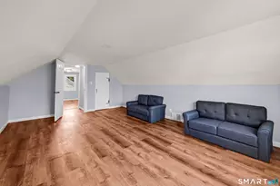 114 Randal Ave, West Hartford, CT 06110 - Photo 20