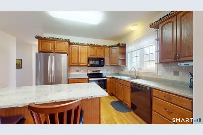12 Ross Way #12, Windsor Locks, CT 06096 - Photo 6