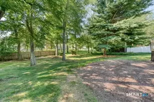 38 Kenwood Dr, Vernon, CT 06066 - Photo 2
