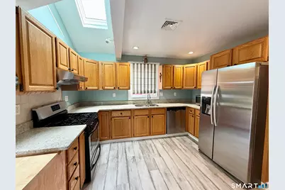 21 Parallel Street, Norwalk, CT 06850 - Photo 18