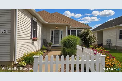 12 Ross Way #12, Windsor Locks, CT 06096 - Photo 2
