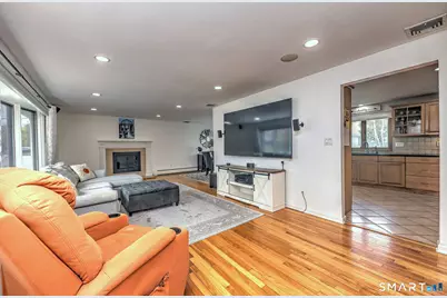 240 Quenby Place, Stratford, CT 06614 - Photo 6