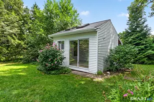 12 Walker Dr, Simsbury, CT 06070 - Photo 32
