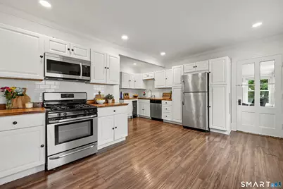 24 Beacon Street, Hamden, CT 06514 - Photo 14