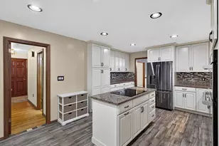 7 Friar Tuck Dr, Ledyard, CT 06335 - Photo 12