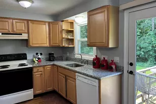 144 Fairway Dr, Cheshire, CT 06410 - Photo 8