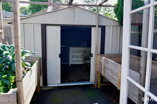 223 Pearl Harbor St, Bridgeport, CT 06610 - Photo 12