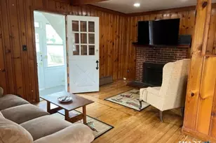 243 Harbor St, Branford, CT 06405 - Photo 8