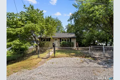 47 Hungerford Avenue, Waterbury, CT 06705 - Photo 2