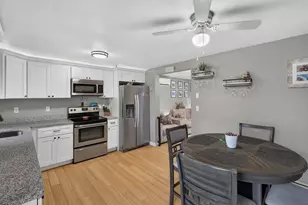 8 W Arch St, Stonington, CT 06379 - Photo 10