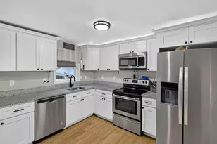 8 W Arch St, Stonington, CT 06379 - Photo 8