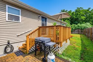 8 W Arch St, Stonington, CT 06379 - Photo 24