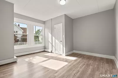 30 North Walnut Street, Waterbury, CT 06704 - Photo 2