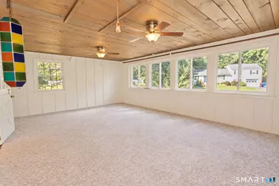 19 Crestwood Circle, Farmington, CT 06032 - Photo 12
