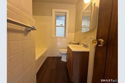 9-11 Rockville Street, Hartford, CT 06112 - Photo 16